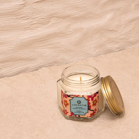 LUCZOTIQ JAPANESE CHERRY BLOSSOM PREMIUM FRAGRANCE CANDLE Pulpvéda