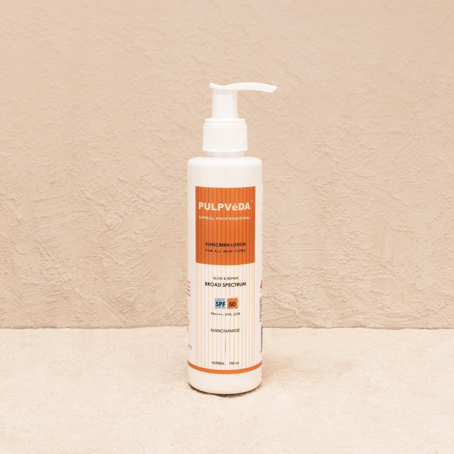 Glow & Repair SPF 50 with Niacinamide 150 ml Sunscreen Pulpvéda